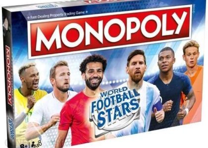 Gra planszowa Winning Moves Monopoly World Football Stars (wersja angielska)